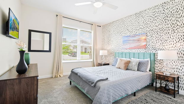 Championsgate 5br Lakeview Home Pool Spa Disney - Foto 3, Habitación