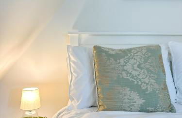 Modern Canterbury 3 Bedroom Townhouse - Pets Welcome & Free Parking - Foto 22