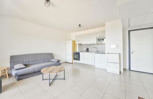 Lovely 1BR with garden, private parking & Sea View - Foto 13