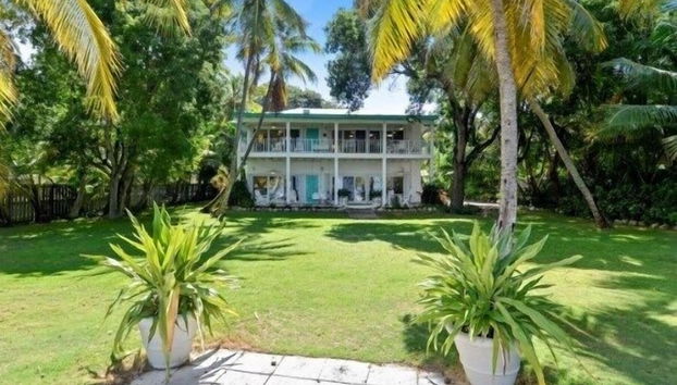 Complete Duplex On Gated Bayfront Property 4 Bedroom Apts by RedAwning - Foto 3, Habitación