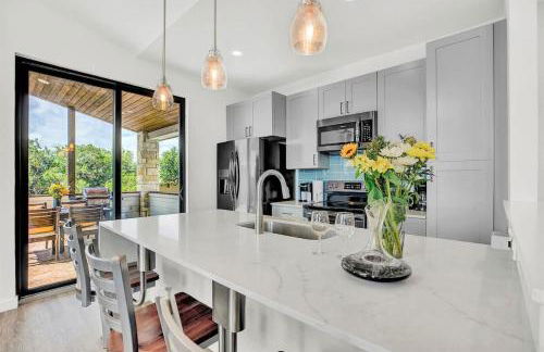 Luxury Lakeview Home w/ Pool & Beach Access! - Not Active - Foto 12