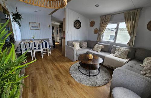 Jurassic Bliss - stylish static caravan with partial sea view at Durdle Door - Foto 36