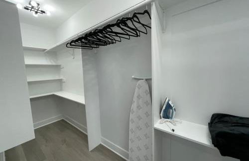 Modern 4 Bedroom 5 Bath Townhome Downtown Indpls 2232 - Foto 31