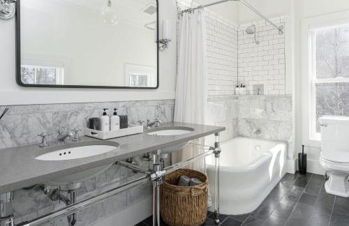 Wilkie 8br Luxury Mtn Villa with Spa - Foto 43