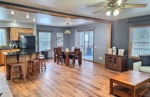 Lake Willow Lakefront House! Northwoods Retreat! - Foto 17