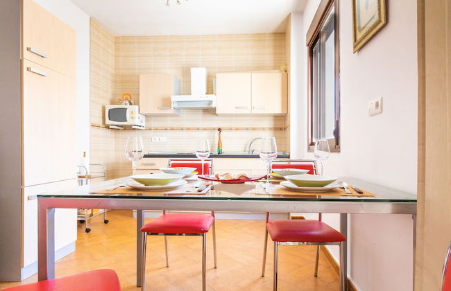 Sitito Escribano Apartment - Photo 42