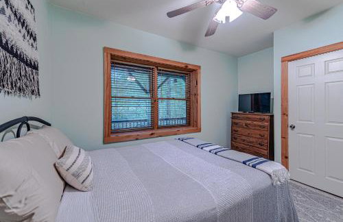 Bear Pause Cabin 3 BR/3BA Amazing view of the Lake - Foto 23