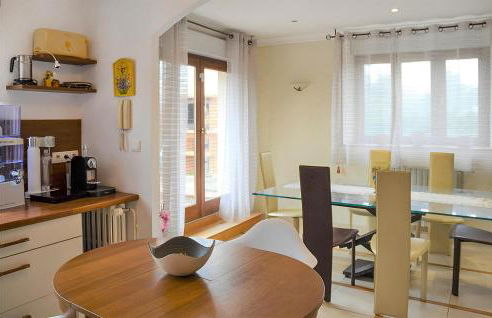 3 Bedroom Awesome Apartment In Autun - Foto 4