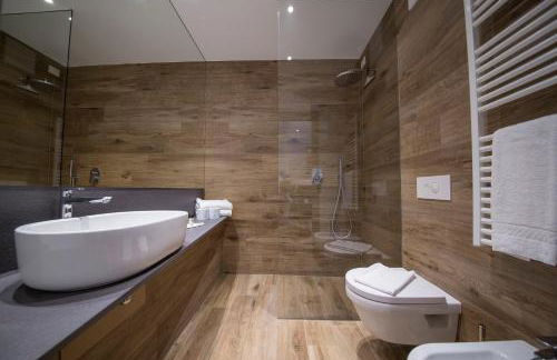 Riva Lake lodge - Foto 152