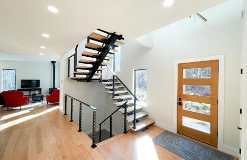 Luxury Modern Cabin near Skiing - Foto 17