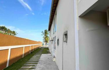 Apto em condomínio "PÉ NA AREIA" na praia de Guaibim! - Foto 10