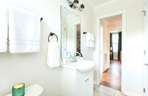 Open and Comfy home near Downtown-Folly Beach - Foto 10