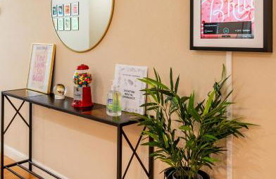 Colorful Home - Pool - Game Room - Basketball Court - BBQ & More - Photo 38