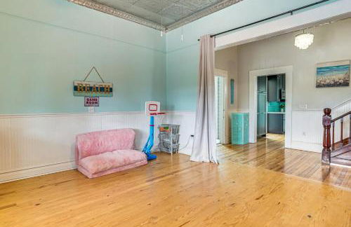 Families Welcome! Historical Hideaway in Palmetto - Foto 13