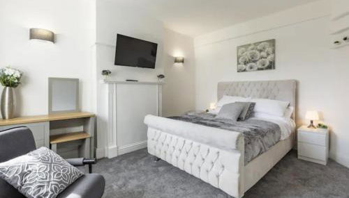 Luxury 3-Bed Apartment Near To London With Parking - Foto 2