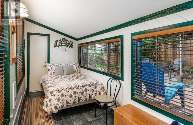 Salty Towers Oceanfront Cottages - Foto 10