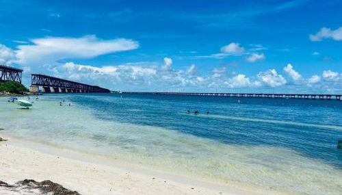 Newly renovated and cozy home in the Florida Keys - Foto 2