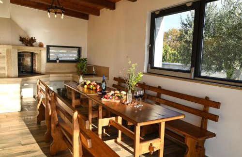 Villa EmMa Istria in Central Istria with sea view, pool heating and underfloor heating - Foto 4