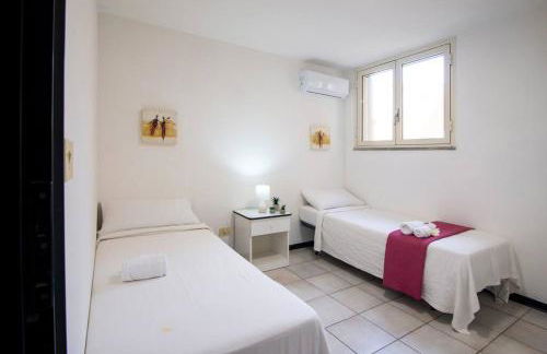 [Torregrande]APT.2 - Vicino al mare - Free Wi-Fi - Foto 17