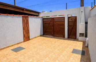 Casa Linda e Confortável com Suíte - Foto 2