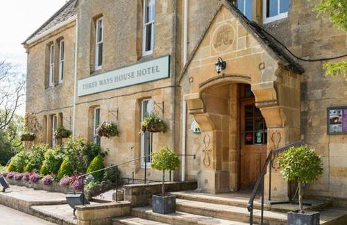 Cotswold Thatched Cottage - Photo 50