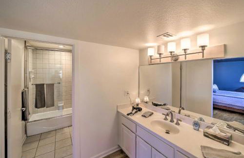 Grand Tulsa Getaway with Private Pond, Dock and Deck - Foto 23