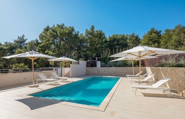 Luxury Villa Juliet with Heated Pool - Foto 41
