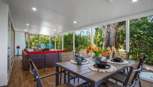 Gorgeous Grove Contemporary Family Home - Foto 4