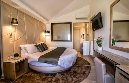 Ask Cozy Rooms - Photo 2