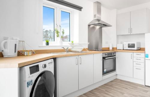 Modern Two Bed Apartment - Sleeps 3 - WiFi & Parking Included 57C - Foto 4