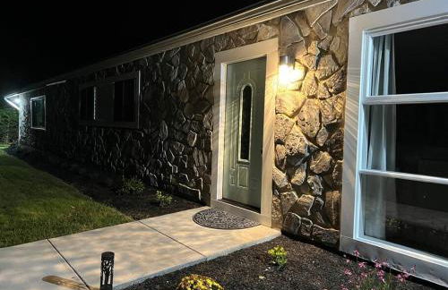 Quantico Graduation Home Visit DC 5 bedrooms 2 King Beds Stafford - Foto 51