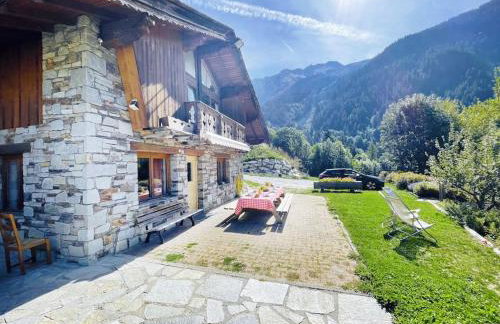 Spacieux Chalet 19pers, Piscine, Jacuzzi, Sauna & Salle de Jeux - Foto 23