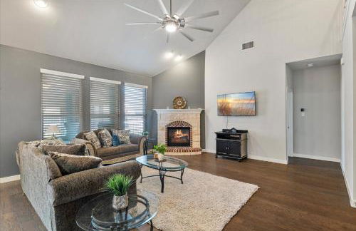 The Aubrey Escape with Fenced Backyard - Foto 15