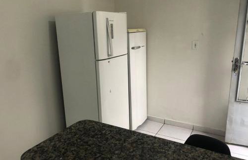 kitnet para até 4 pessoas totalmente mobiliada próx ao centro de Bauru- R4 - Foto 3