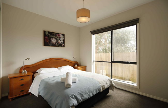 Apollo Bay Seal Apartments - Photo 33