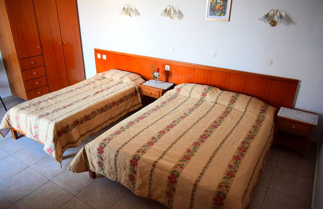 Triple Sea View Family Room Close To The Beach - Photo 6