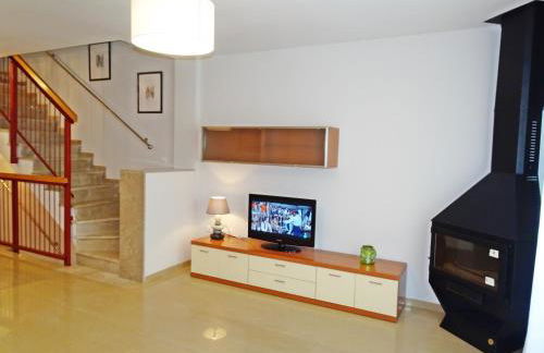 SAN FERNANDO PALACE III - Beach House - Photo 12