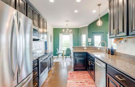 The Outlook - Spa and deck views of Hill Country - Foto 9