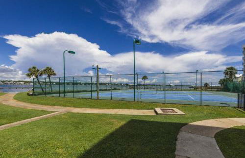 Salt and Light Surf & Racquet 204B - Photo 29