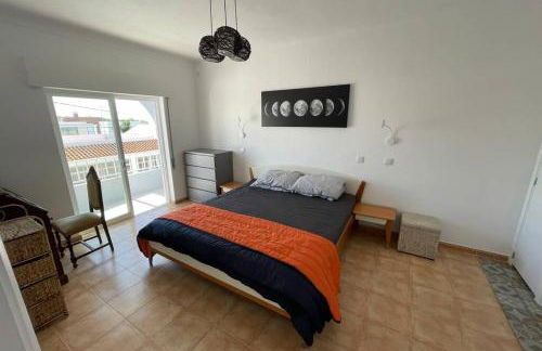 Spacious Villa. Large Rooftop. 4 Bedroom Sleeps 8 - Foto 26