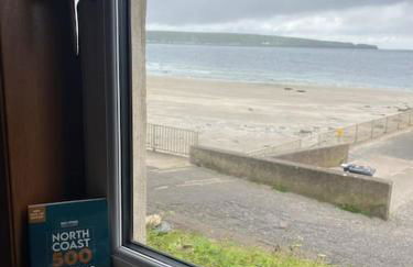 North Coast Property - Number 4 - The Beach House - Foto 15