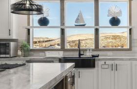 New Bear Lake Home with Beautiful Fall Views - Photo 5