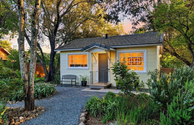 Grapevine Cottage by Avantstay Private Vineyard + Outdoor/indoor Living + Firepit + Minutes to Glen Ellen - Foto 32