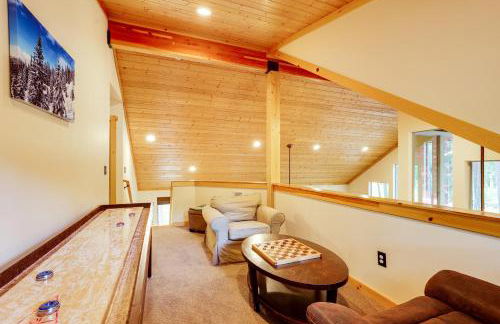 Hot Tub and Game Room Ronald Retreat 2 Mi to Lake! - Foto 15