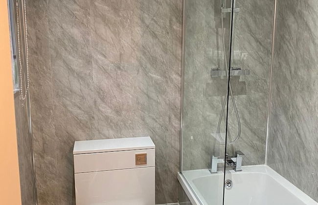 Hillside House - Photo 17