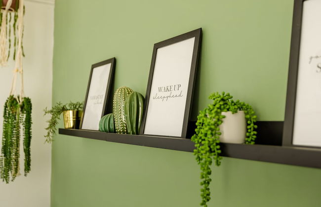 5-bed House With Distant sea Views in Plymouth - Foto 26