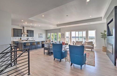Lakefront Moses Lake Home with Dock and Game Room - Foto 6