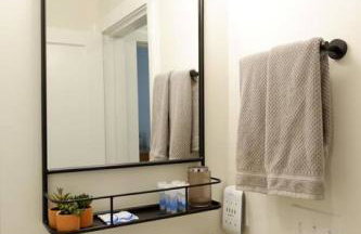 Cozy Blue Door Farmhouse - Photo 28