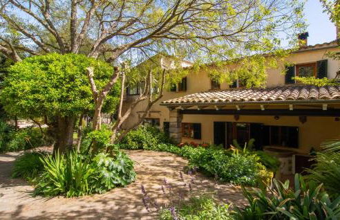 Can Pintad - Photo 1