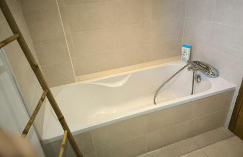 La boite à coucou, Appartement pour 6 personnes, avec jardin , vue mer, à 400 m de la plage pors mabo - Foto 14